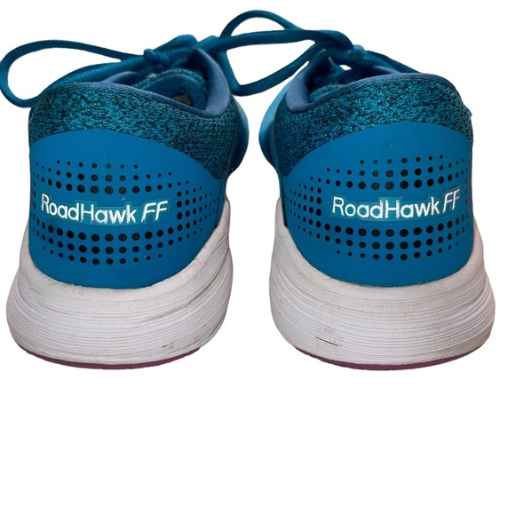 ASICS- Roadhawk FlyteFoam - Model T7D7N - size 7 - EUC - Picture 3 of 7